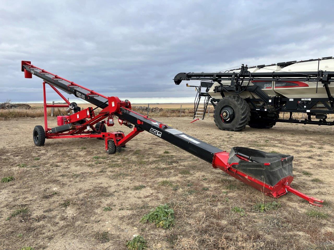 2023 AGI UTX-44 Grain Auger