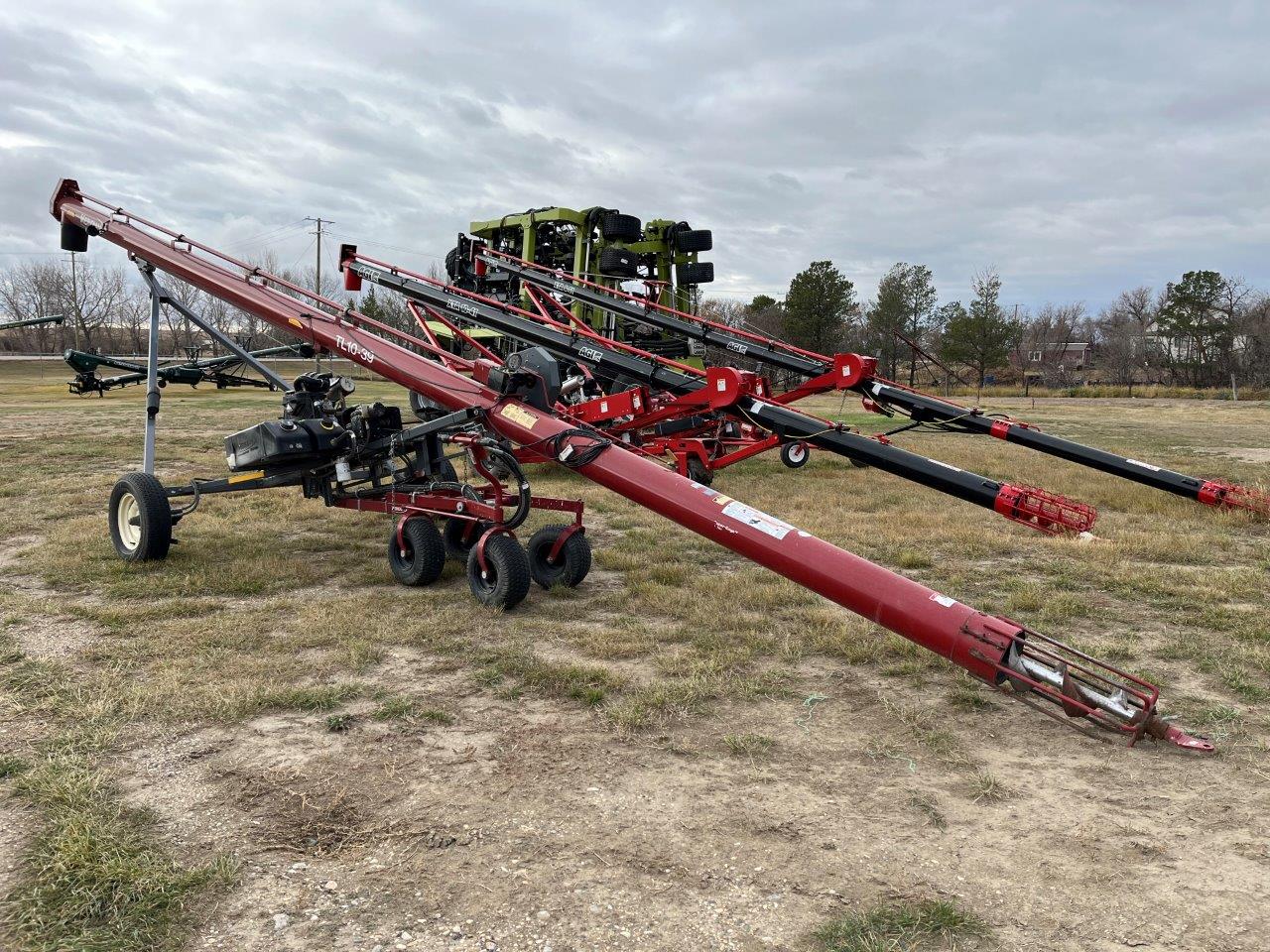 2021 Meridian TL10-39 Grain Auger