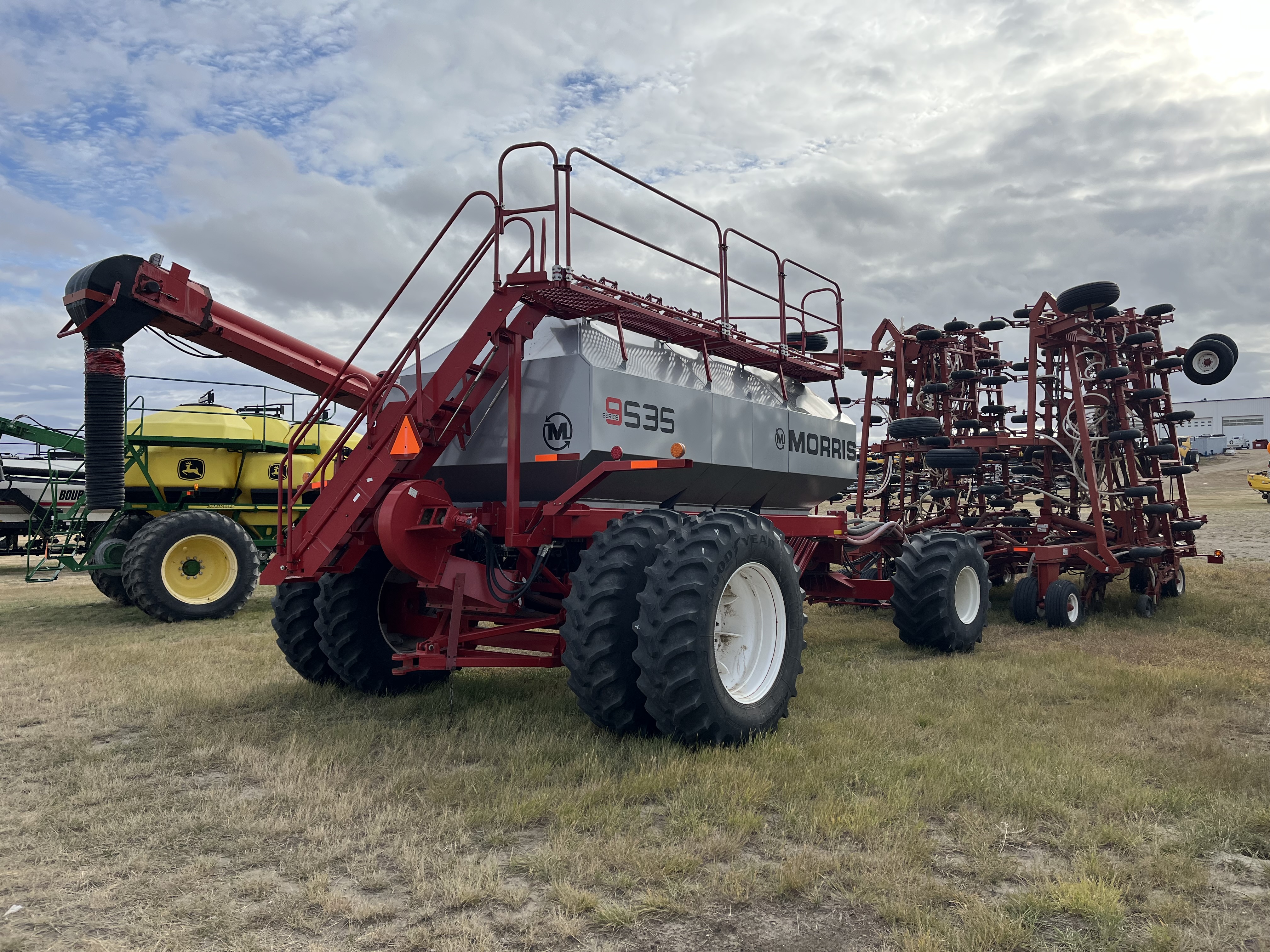 2014 Morris C2 CONTOUR 71' 12" w/ 9535 ICT Air Drill