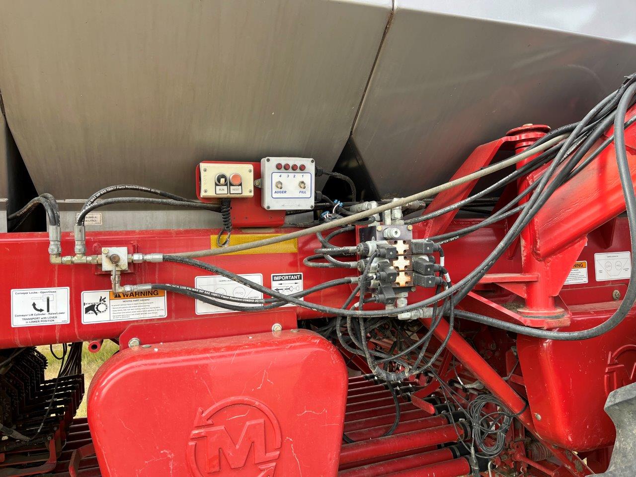 2014 Morris C2 CONTOUR 71' 12" w/ 9535 ICT Air Drill