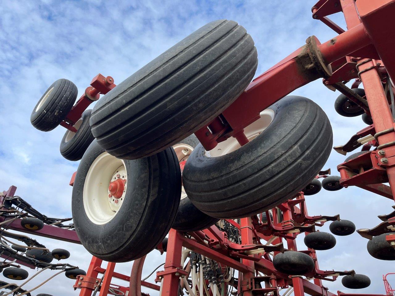 2014 Morris C2 CONTOUR 71' 12" w/ 9535 ICT Air Drill