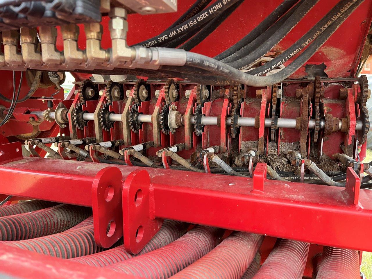 2014 Morris C2 CONTOUR 71' 12" w/ 9535 ICT Air Drill