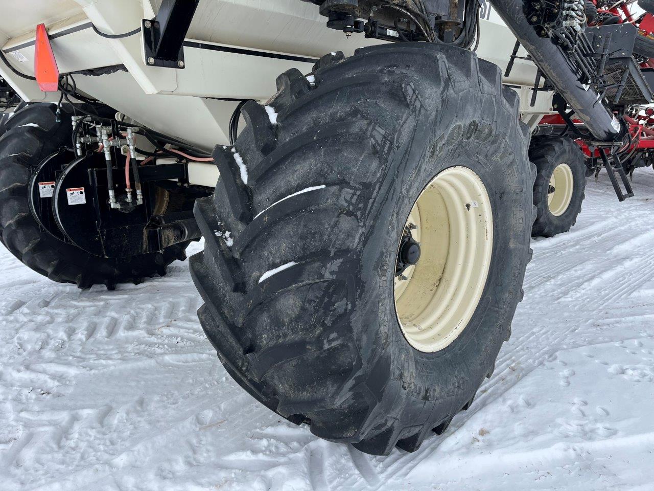 2013 Bourgault 3320QDA 60'10" w/ 6550ST Air Drill