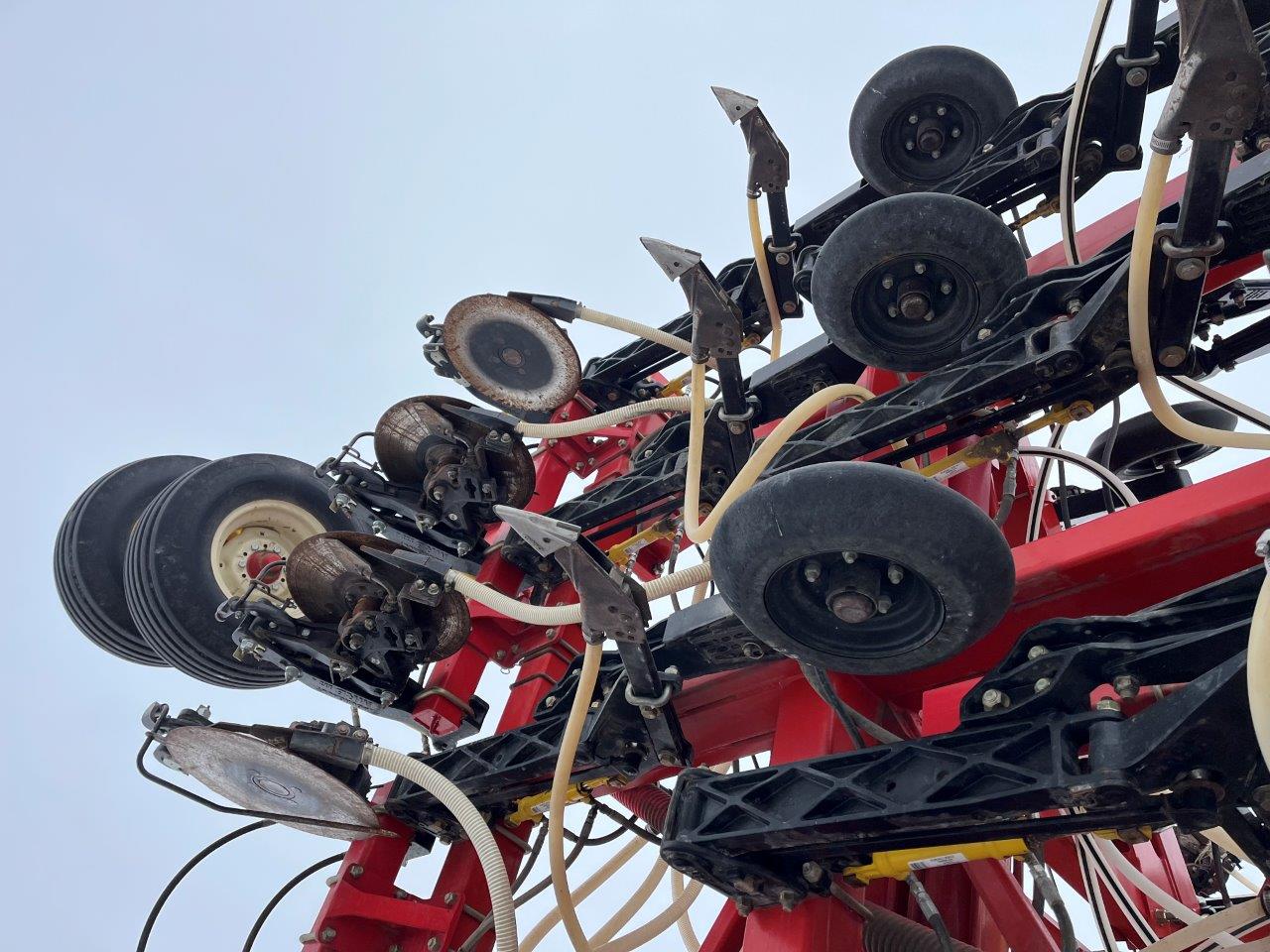 2013 Bourgault 3320QDA 60'10" w/ 6550ST Air Drill