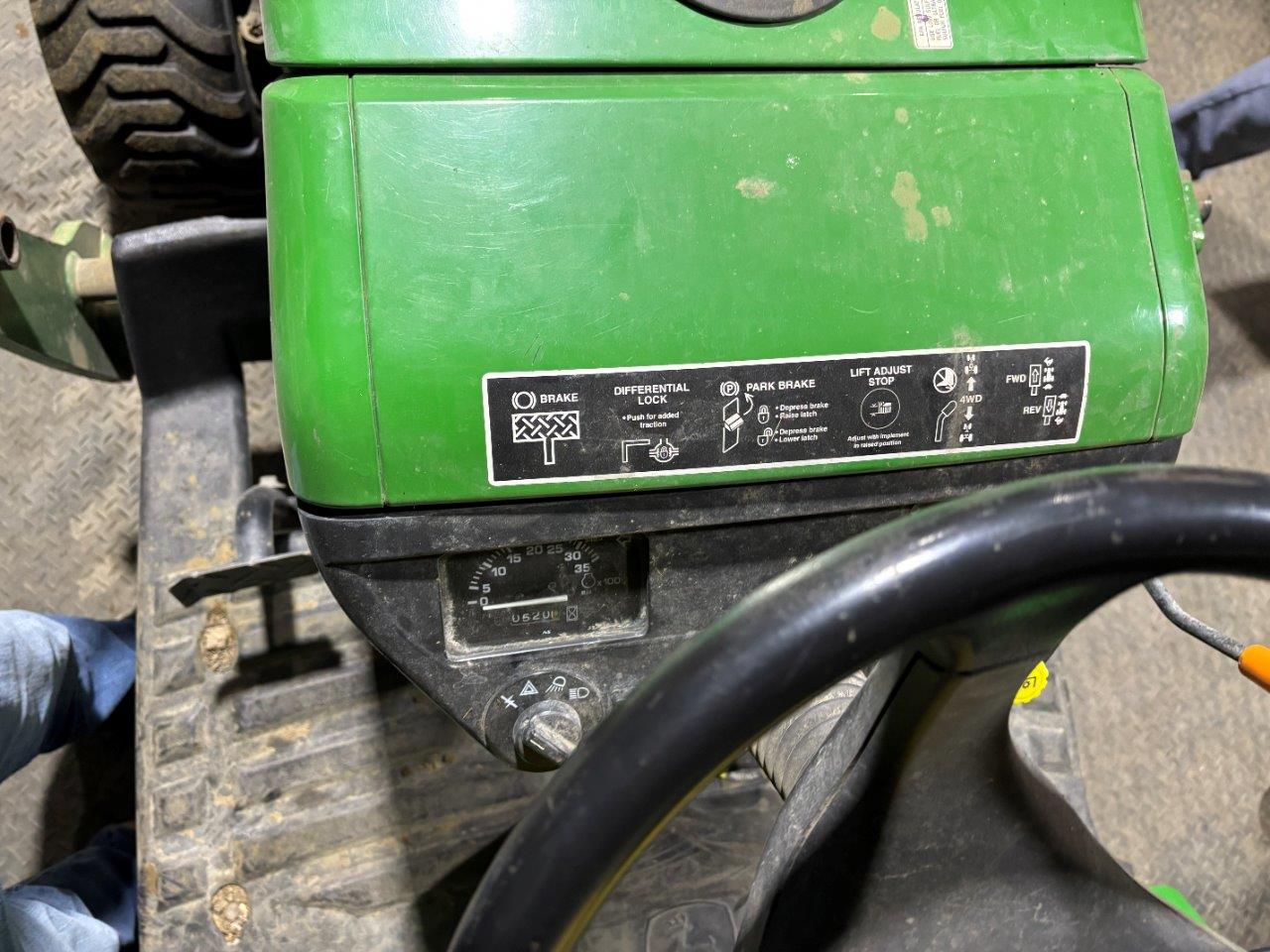 2009 John Deere 2305 Tractor