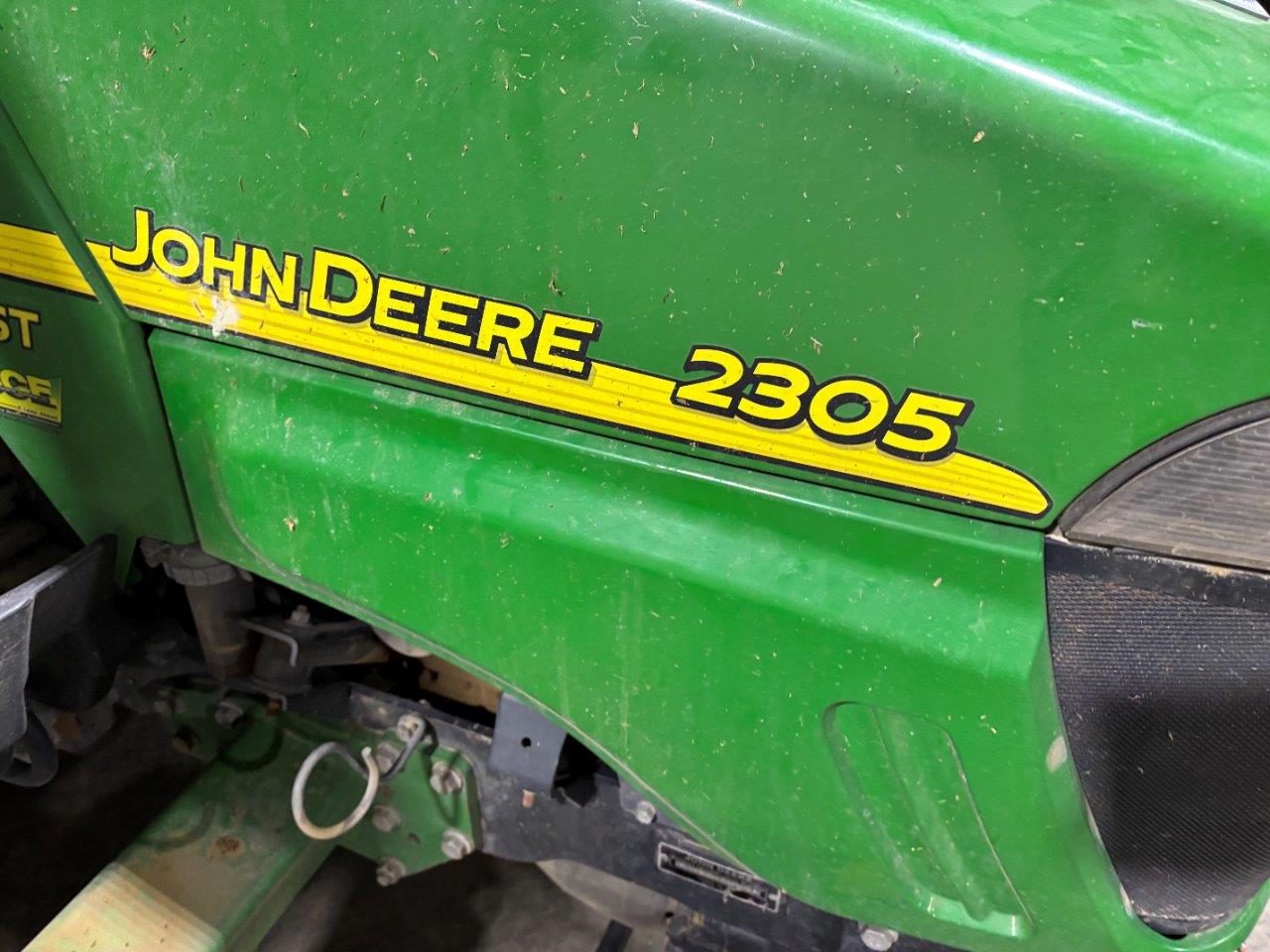 2009 John Deere 2305 Tractor