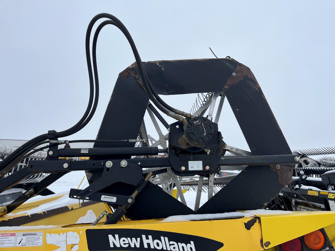 2006 New Holland HB30 Windrower Draper Header