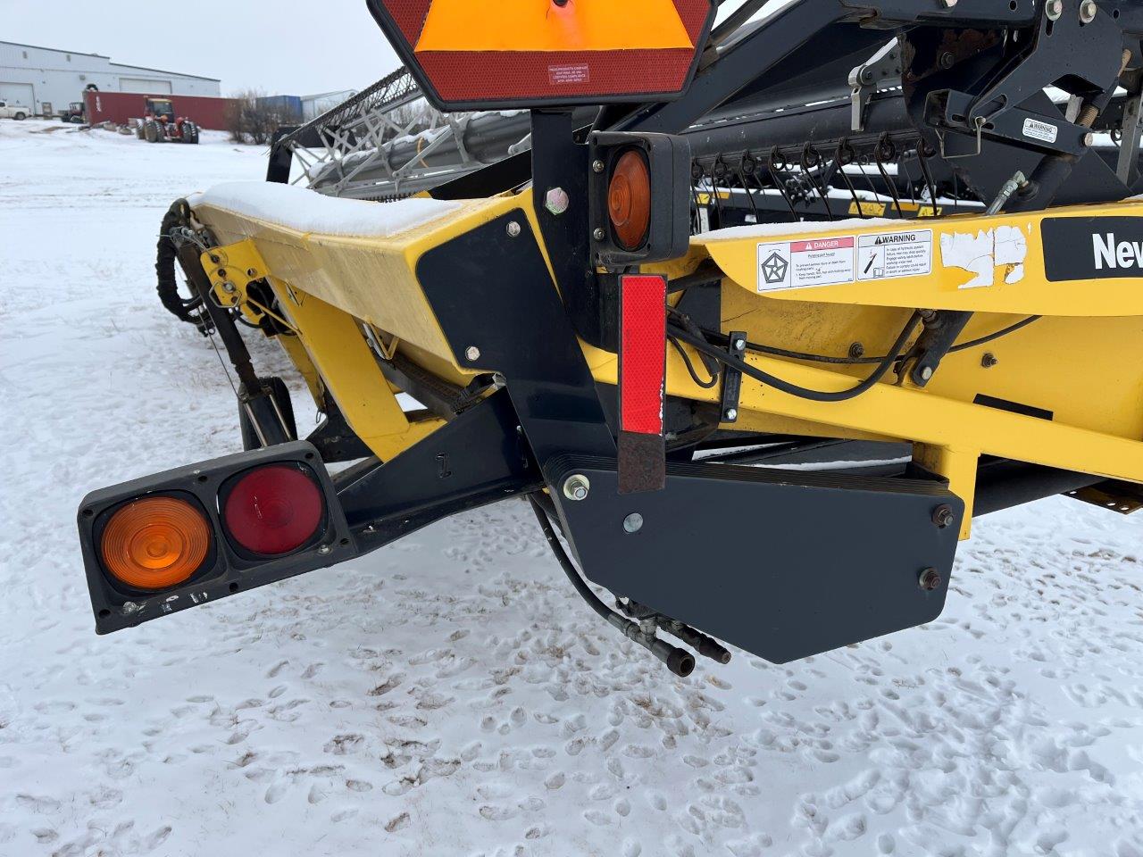 2006 New Holland HB30 Windrower Draper Header