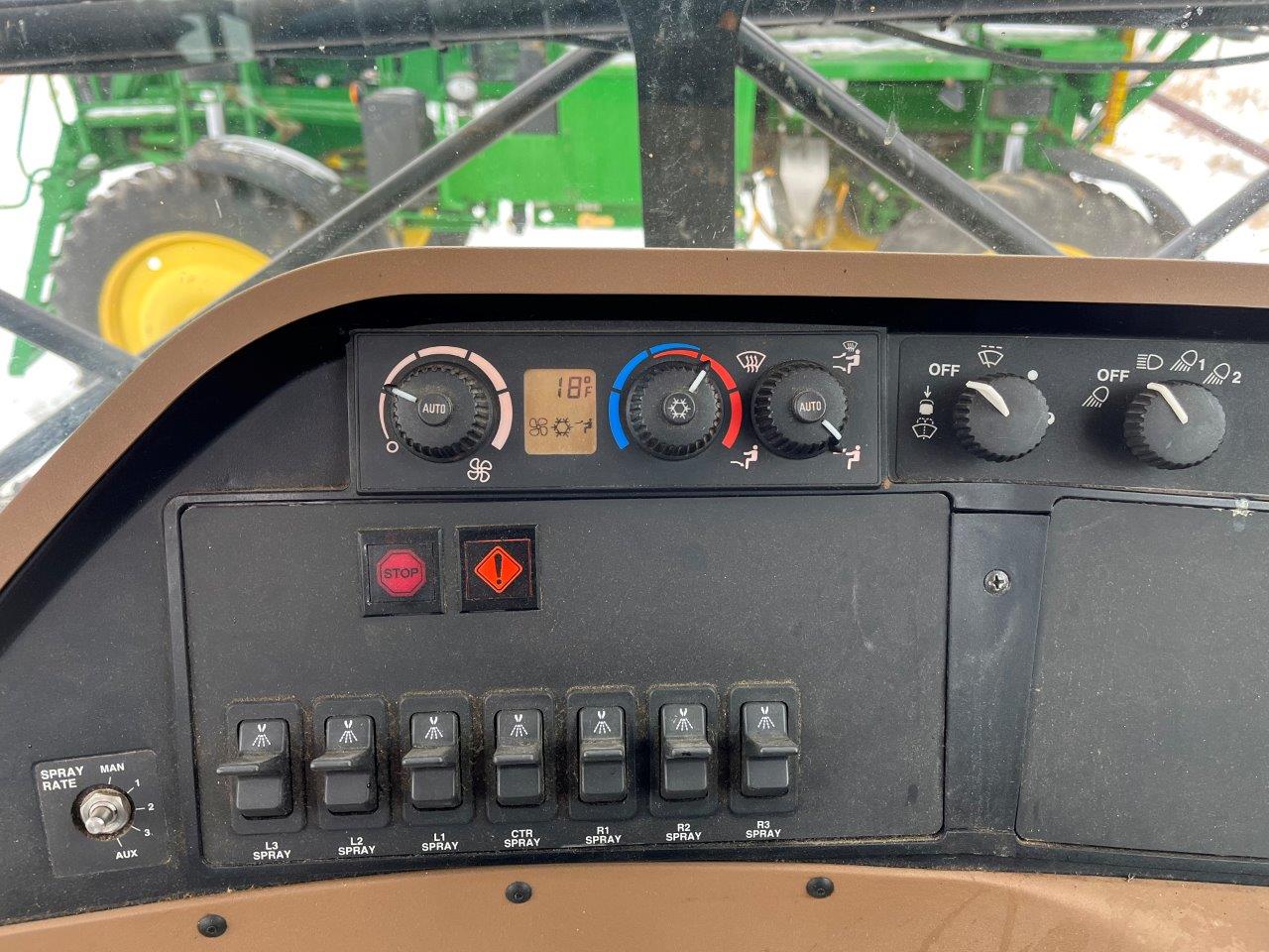 2009 John Deere 4930 Sprayer/High Clearance