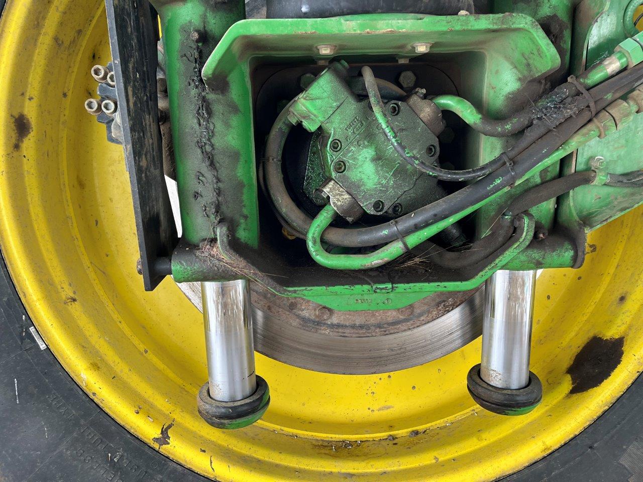 2009 John Deere 4930 Sprayer/High Clearance