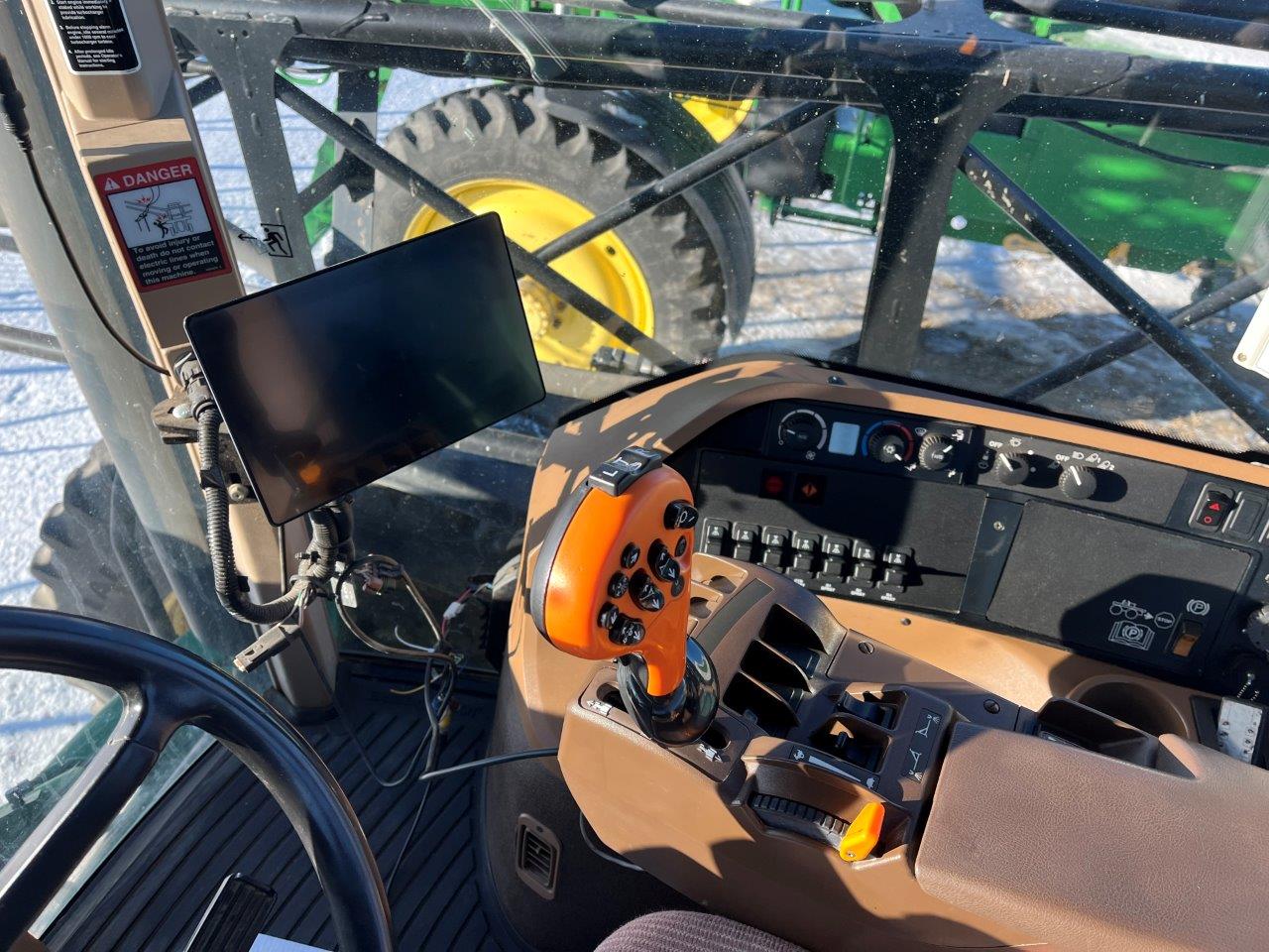 2009 John Deere 4930 Sprayer/High Clearance