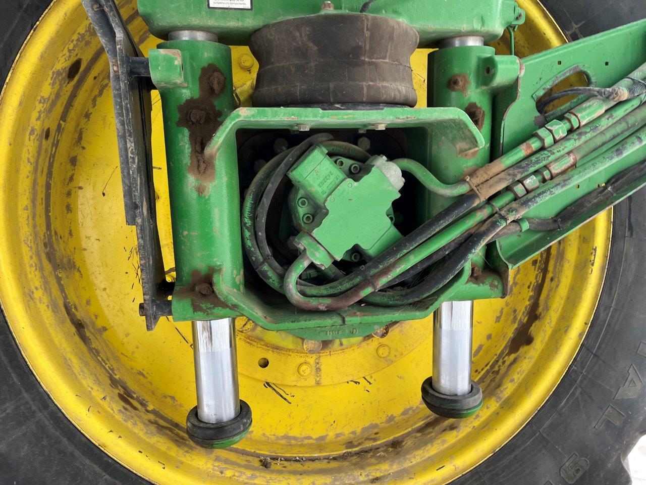 2009 John Deere 4930 Sprayer/High Clearance