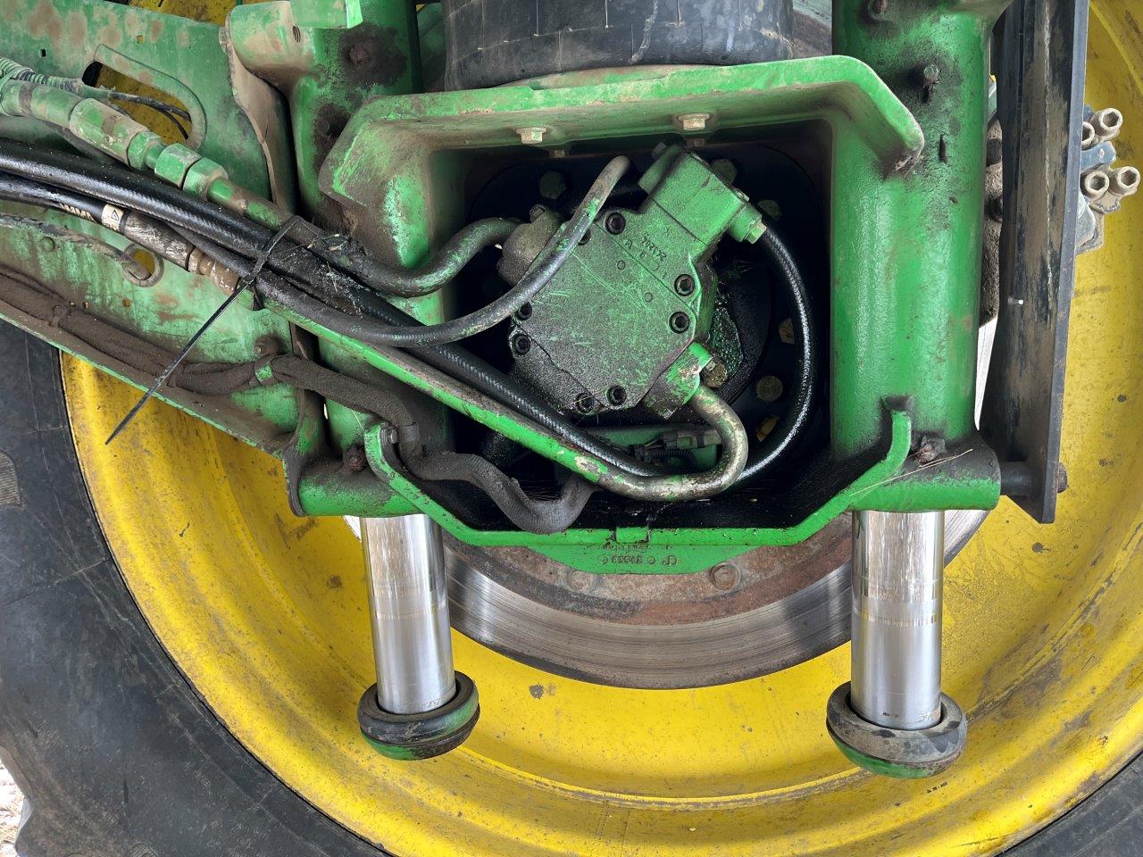 2009 John Deere 4930 Sprayer/High Clearance