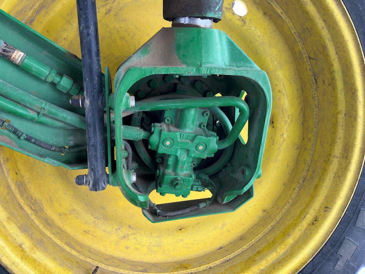 2014 John Deere 4730 Sprayer/High Clearance