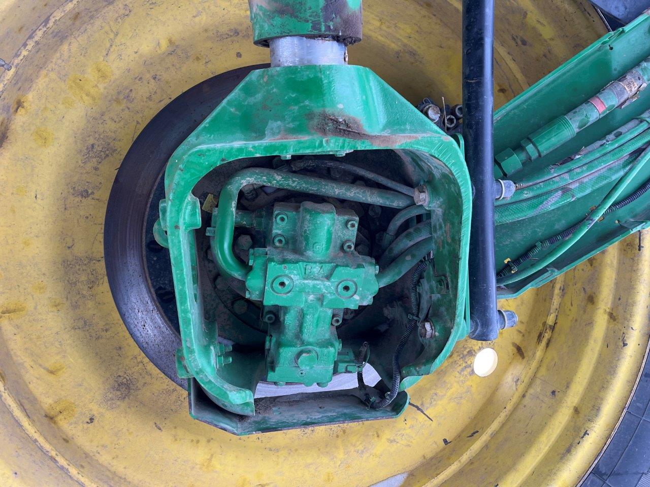 2014 John Deere 4730 Sprayer/High Clearance