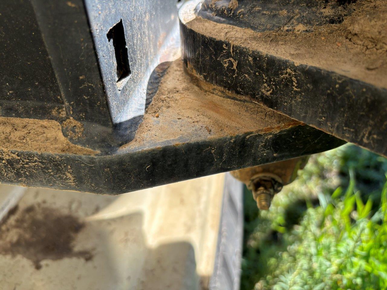 2011 Bourgault 3310PHD 65'12" w/ 2013 6700ST Air Drill