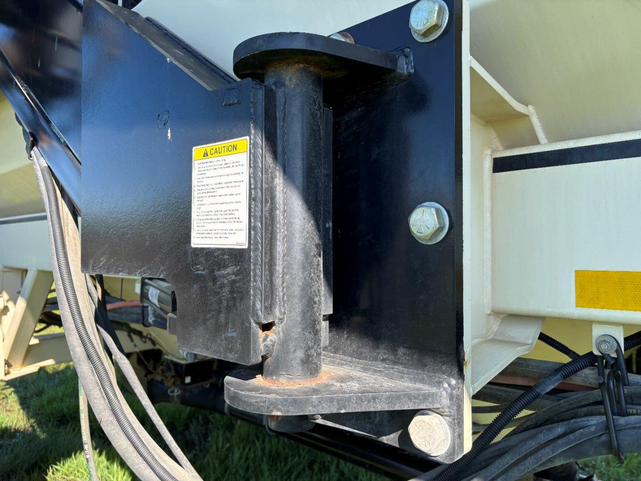 2011 Bourgault 3310PHD 65'12" w/ 2013 6700ST Air Drill