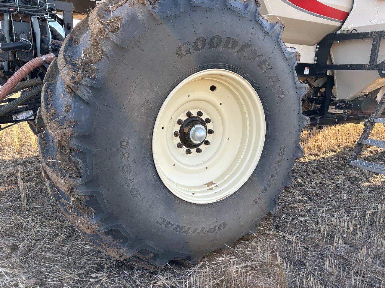 2018 Bourgault 3320XTC 76'12" w/ 7950 Air Drill