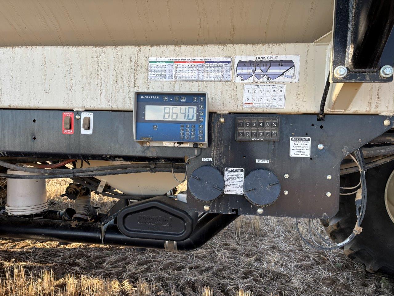 2018 Bourgault 3320XTC 76'12" w/ 7950 Air Drill