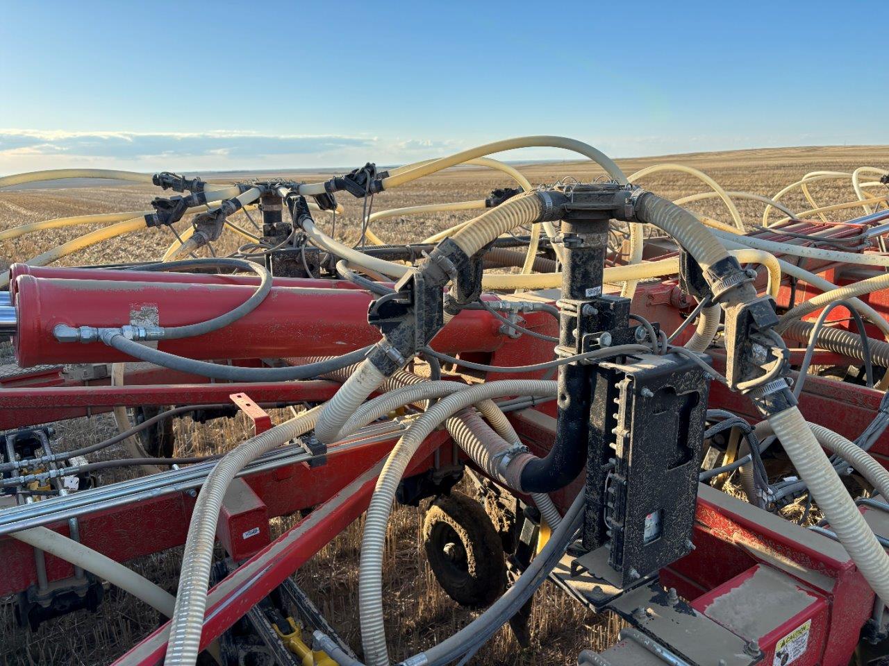 2018 Bourgault 3320XTC 76'12" w/ 7950 Air Drill