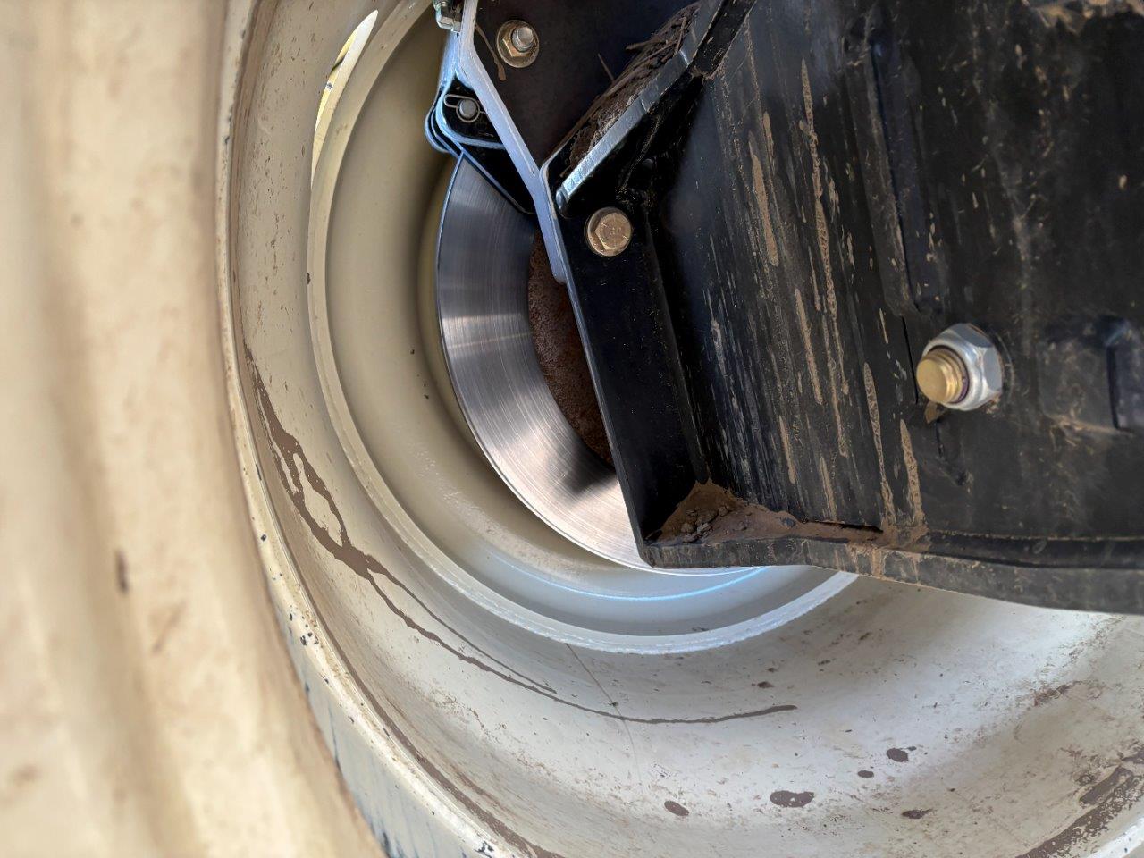 2018 Bourgault 3320XTC 76'12" w/ 7950 Air Drill