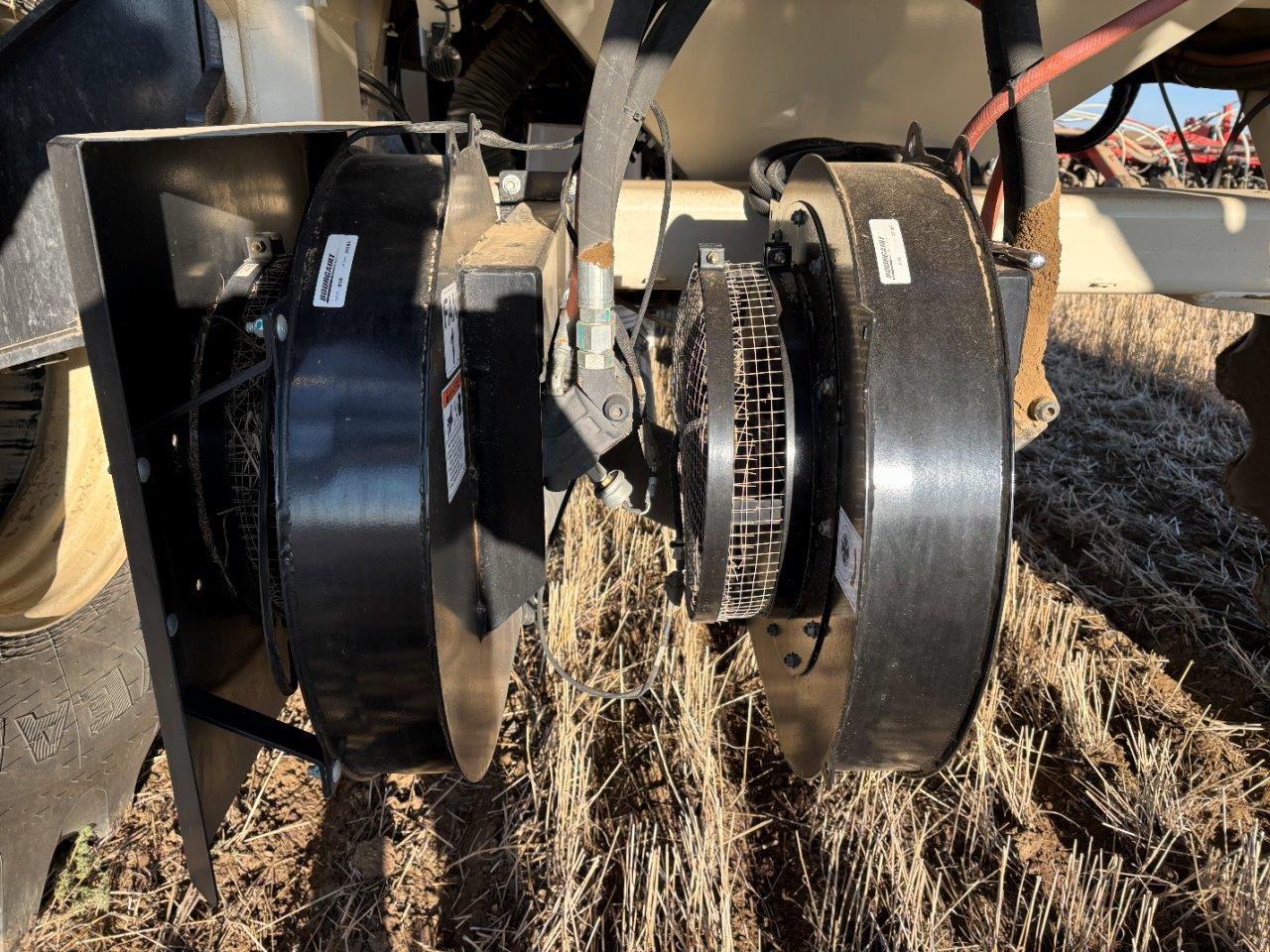 2018 Bourgault 3320XTC 76'12" w/ 7950 Air Drill