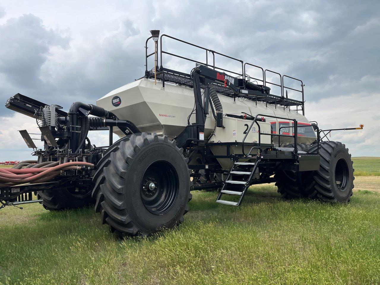 2025 Bourgault 3335QDA PLX MRB ID 76'10" w/ 9950 Air Drill