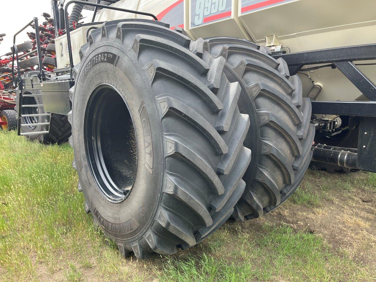 2025 Bourgault 3335QDA PLX MRB ID 76'10" w/ 9950 Air Drill