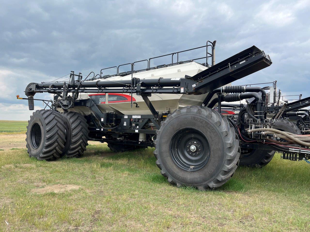 2025 Bourgault 3335QDA PLX MRB ID 76'10" w/ 9950 Air Drill