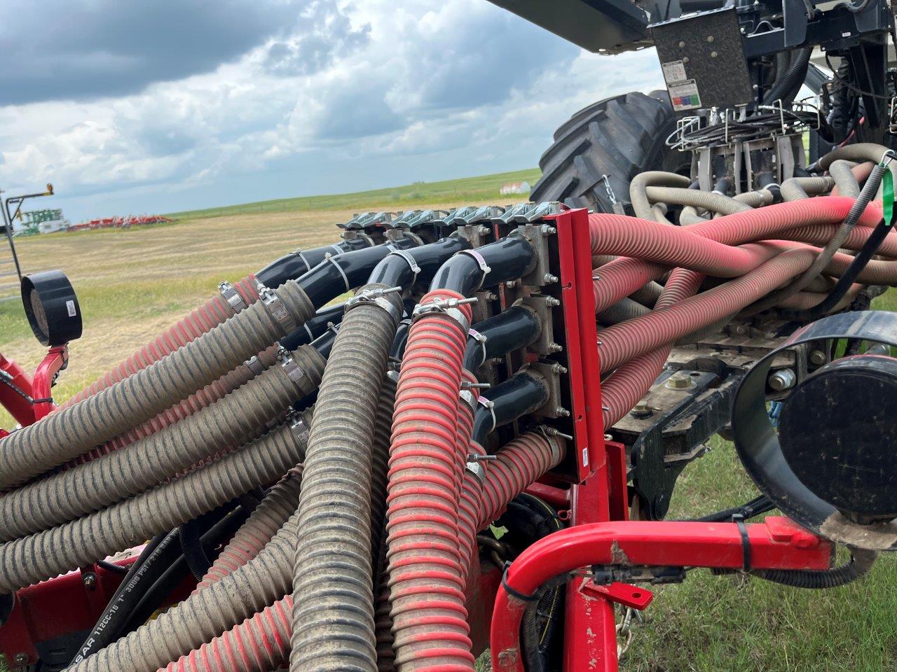 2025 Bourgault 3335QDA PLX MRB ID 76'10" w/ 9950 Air Drill