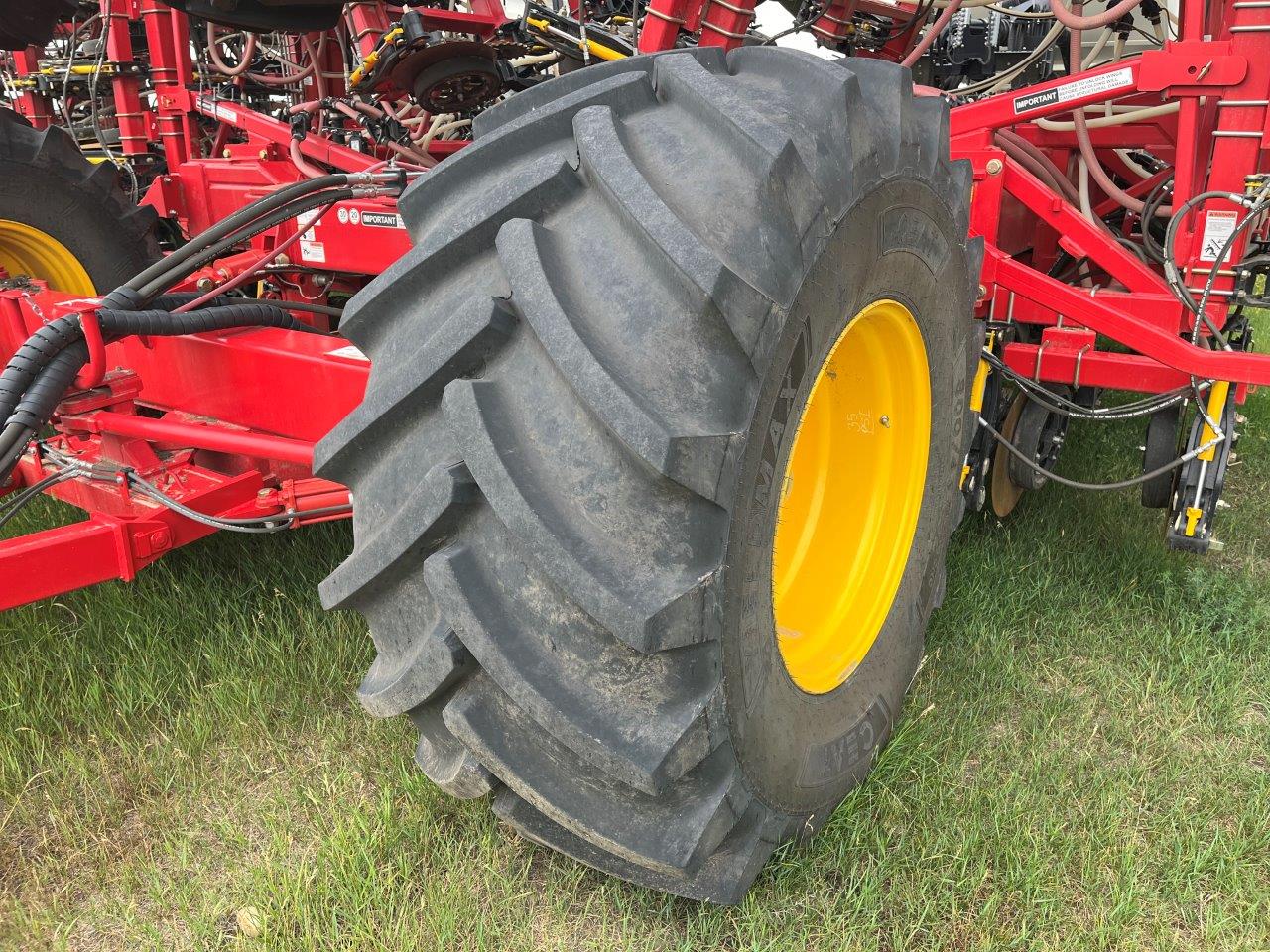 2025 Bourgault 3335QDA PLX MRB ID 76'10" w/ 9950 Air Drill