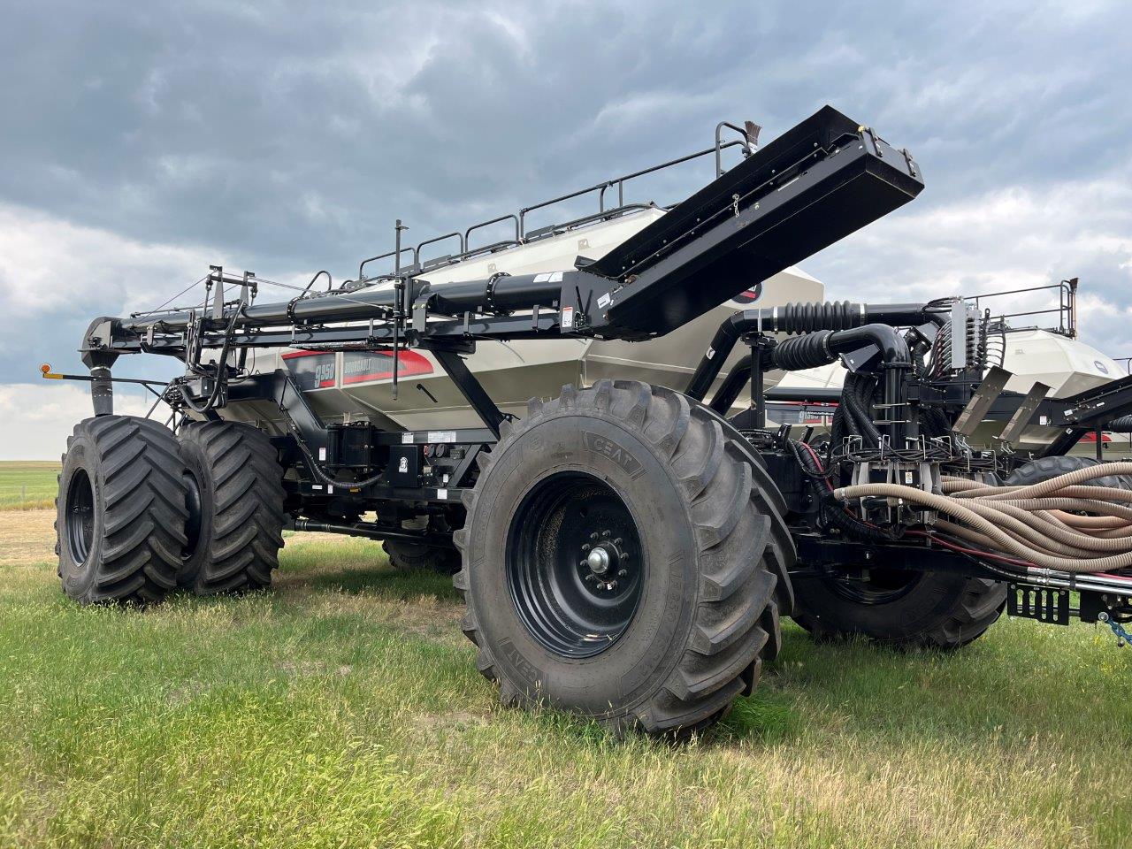 2025 Bourgault 3335QDA PLX MRB ID 76'10" w/ 9950 Air Drill