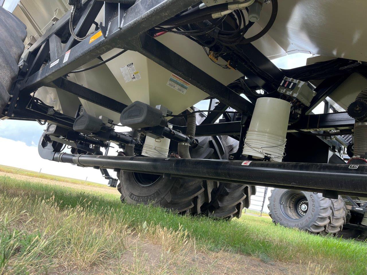 2025 Bourgault 3335QDA PLX MRB ID 76'10" w/ 9950 Air Drill