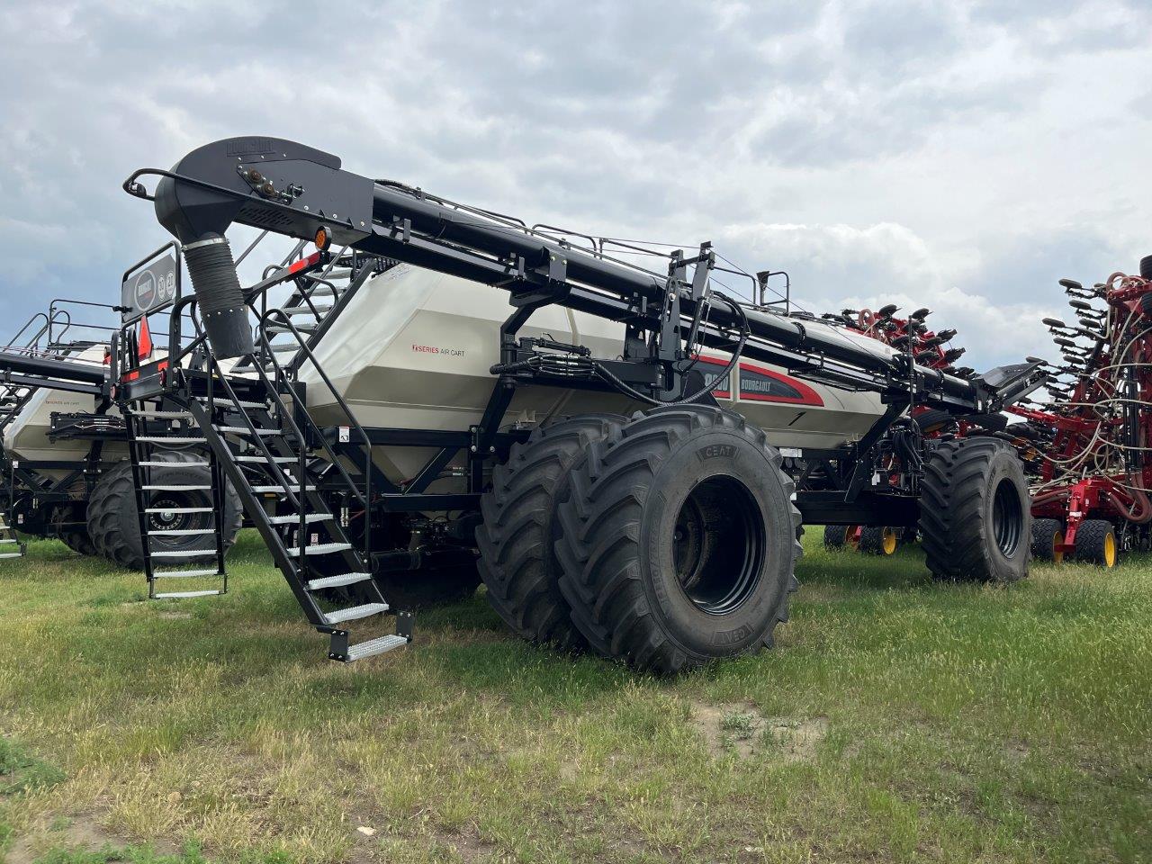 2025 Bourgault 3335QDA PLX MRB ID 76'10" w/ 9950 Air Drill