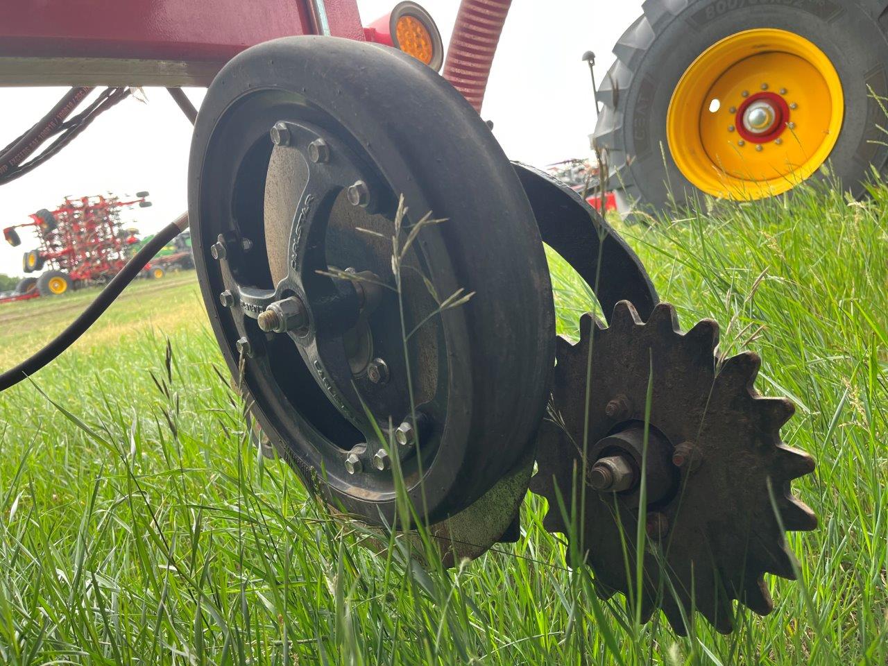 2025 Bourgault 3335QDA PLX MRB ID 76'10" w/ 9950 Air Drill