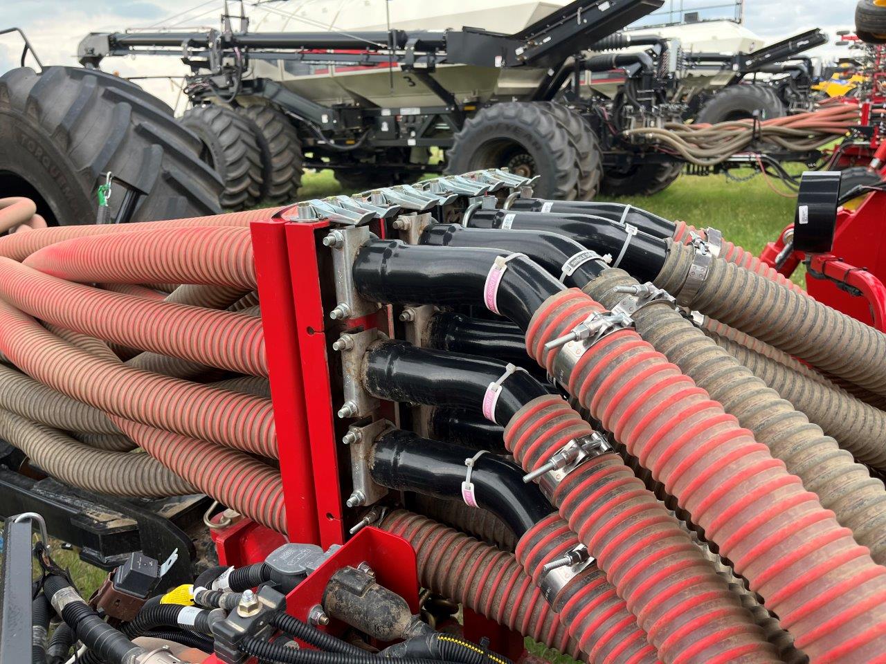 2025 Bourgault 3335QDA PLX MRB ID 76'10" w/ 9950 Air Drill