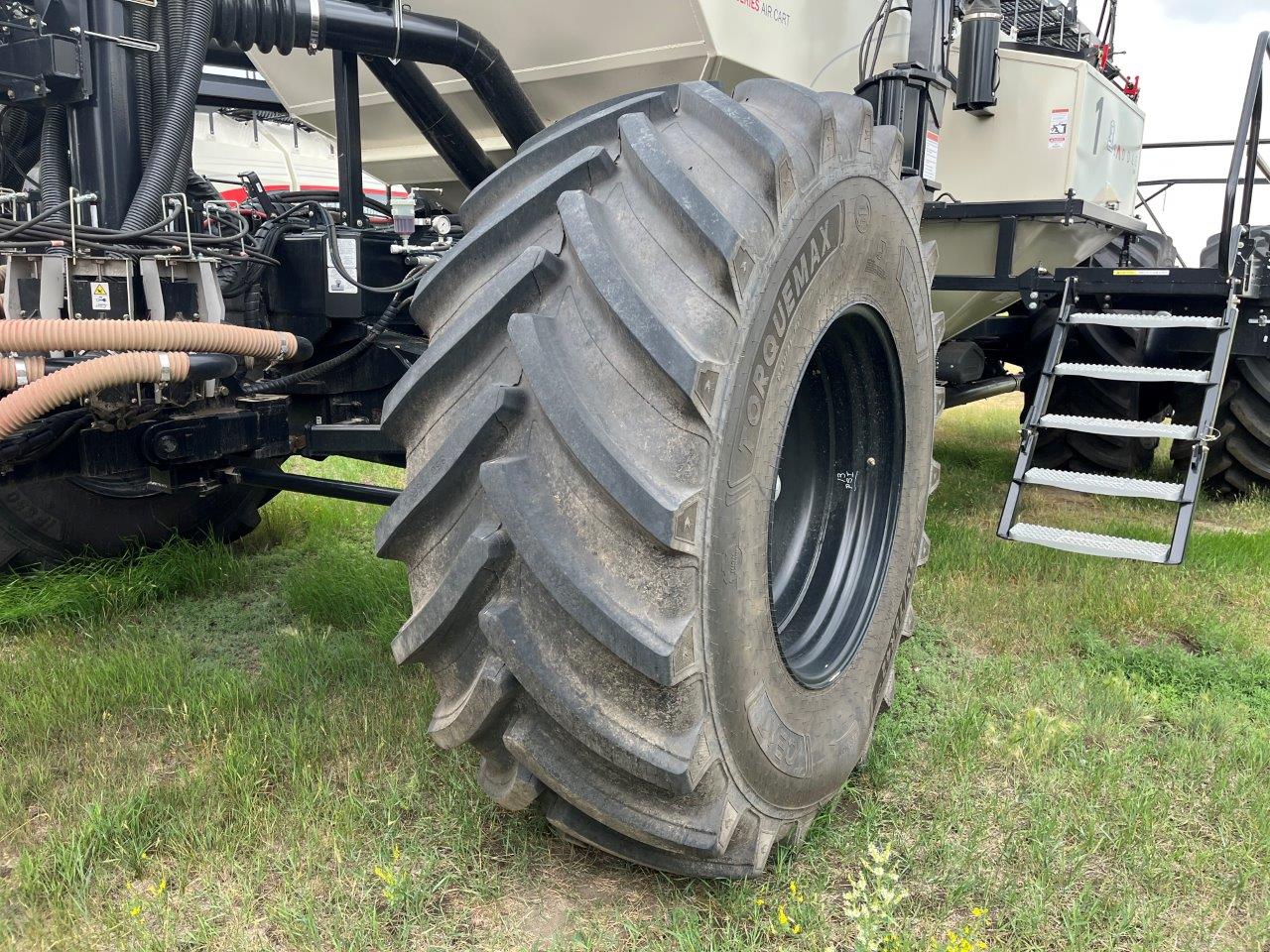 2025 Bourgault 3335QDA PLX MRB ID 76'10" w/ 9950 Air Drill