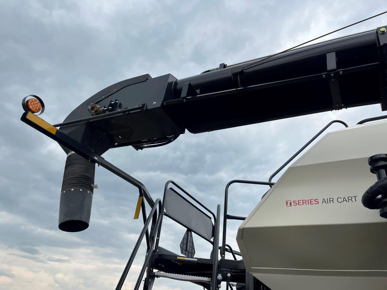 2025 Bourgault 3335QDA PLX MRB ID 76'10" w/ 9950 Air Drill