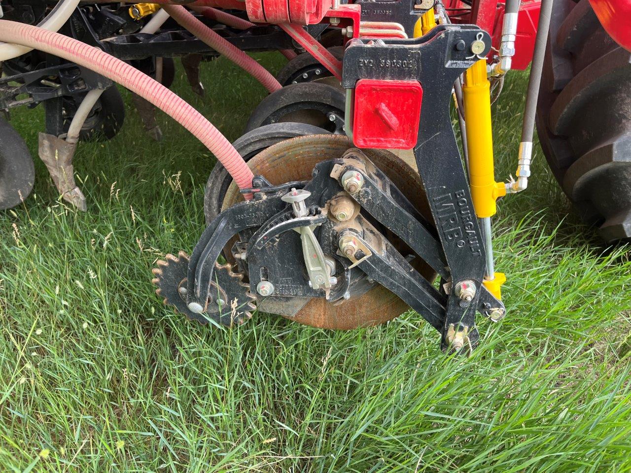 2025 Bourgault 3335QDA PLX MRB ID 76'10" w/ 9950 Air Drill