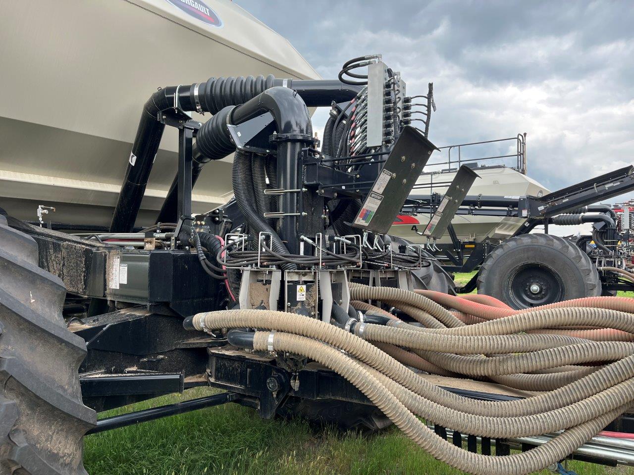 2025 Bourgault 3335QDA PLX MRB ID 76'10" w/ 91300 Air Drill