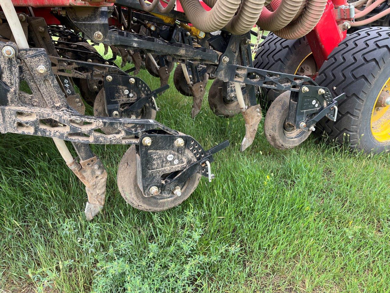2025 Bourgault 3335QDA PLX MRB ID 76'10" w/ 91300 Air Drill
