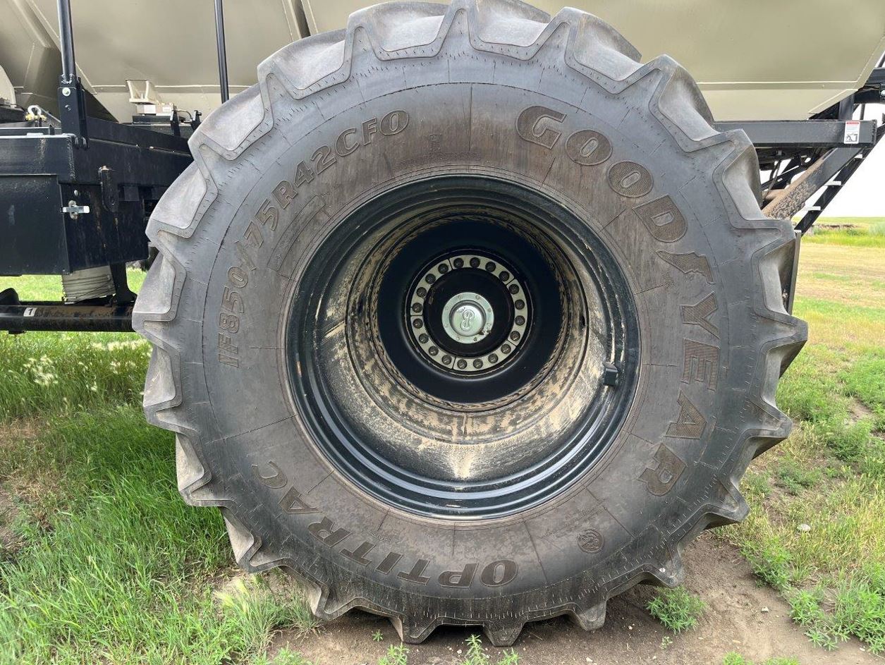 2025 Bourgault 3335QDA PLX MRB ID 76'10" w/ 91300 Air Drill