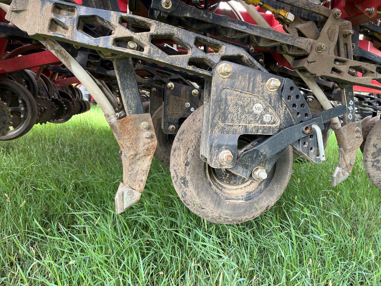 2025 Bourgault 3335QDA PLX MRB ID 76'10" w/ 91300 Air Drill