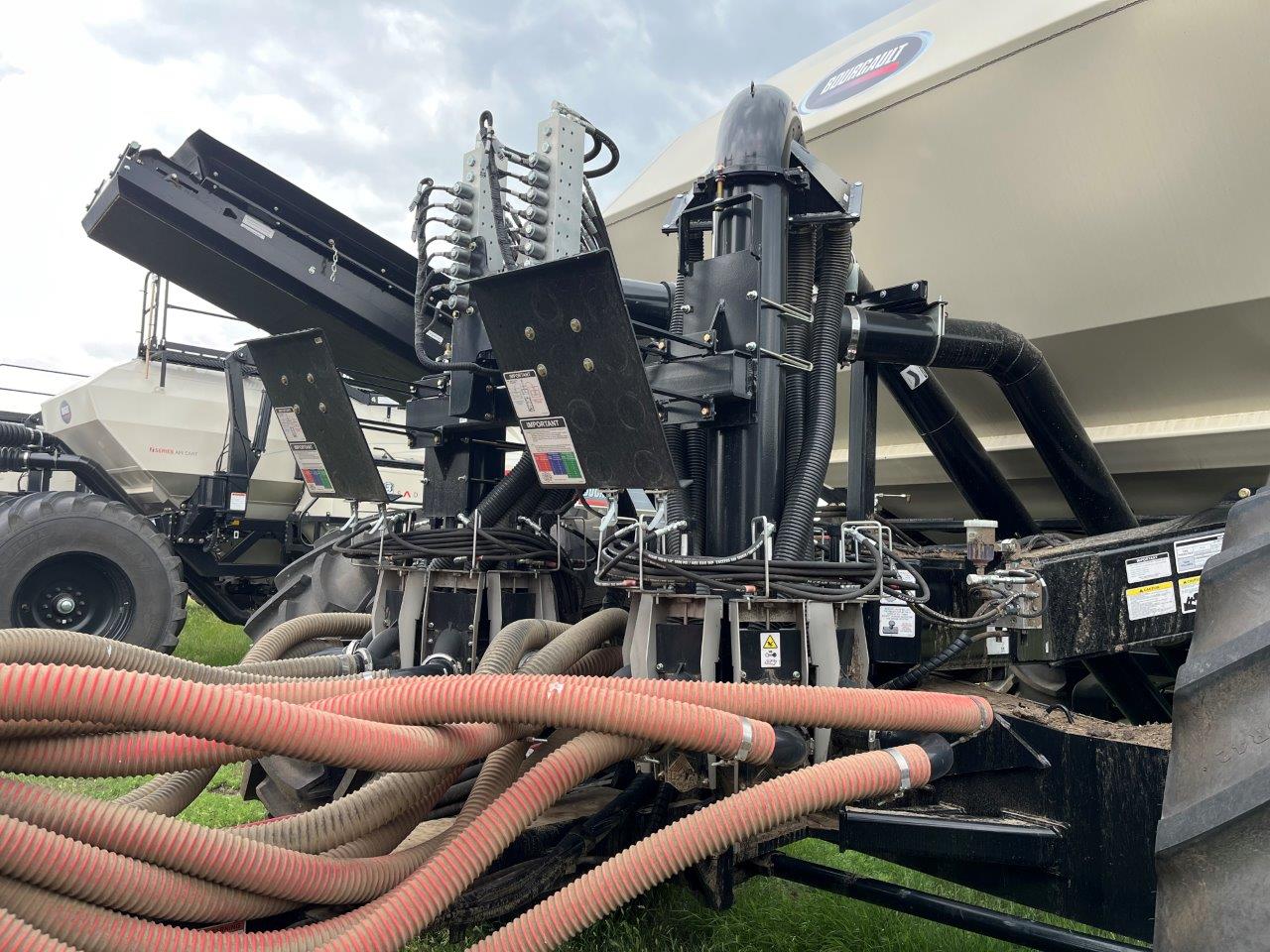 2025 Bourgault 3335QDA PLX MRB ID 76'10" w/ 91300 Air Drill