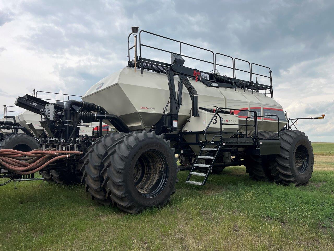 2025 Bourgault 3335QDA PLX MRB ID 76'10" w/ 91300 Air Drill