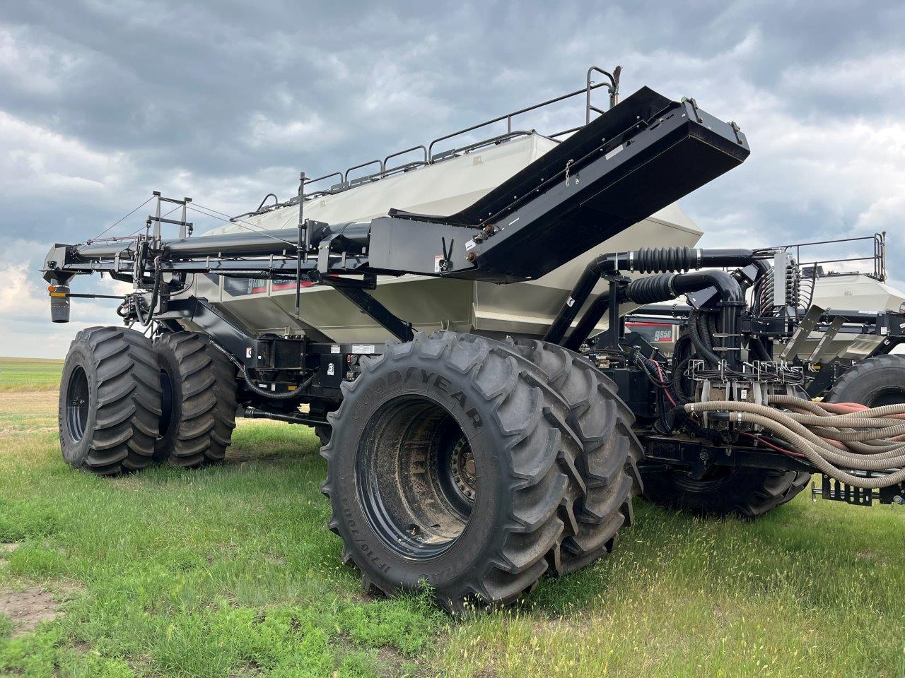 2025 Bourgault 3335QDA PLX MRB ID 76'10" w/ 91300 Air Drill