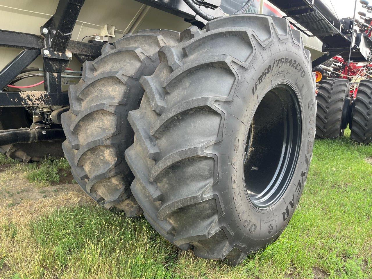 2025 Bourgault 3335QDA PLX MRB ID 76'10" w/ 91300 Air Drill