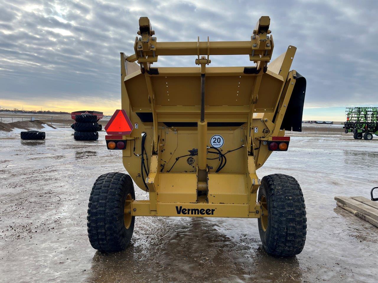 2021 Vermeer BPX9010 Bale Processor