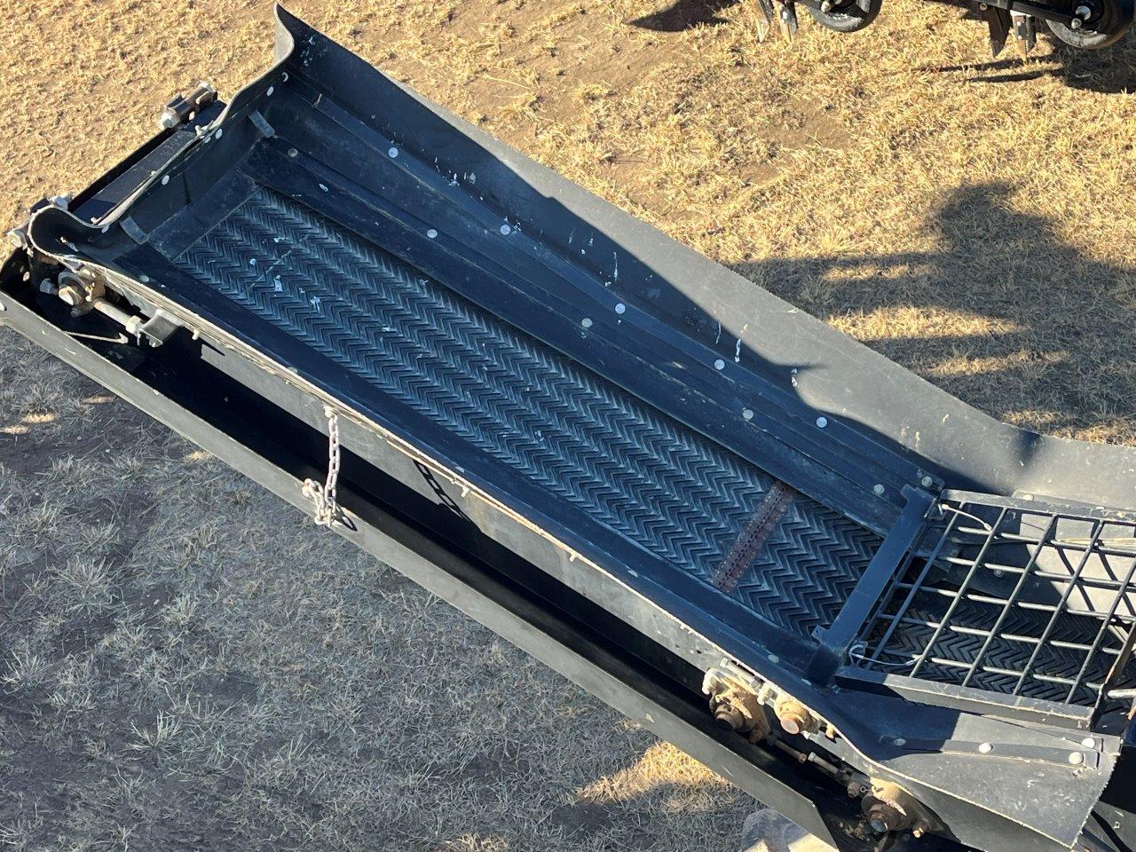 2015 Bourgault 3320XTC 68'12" w/ 7700 Air Drill