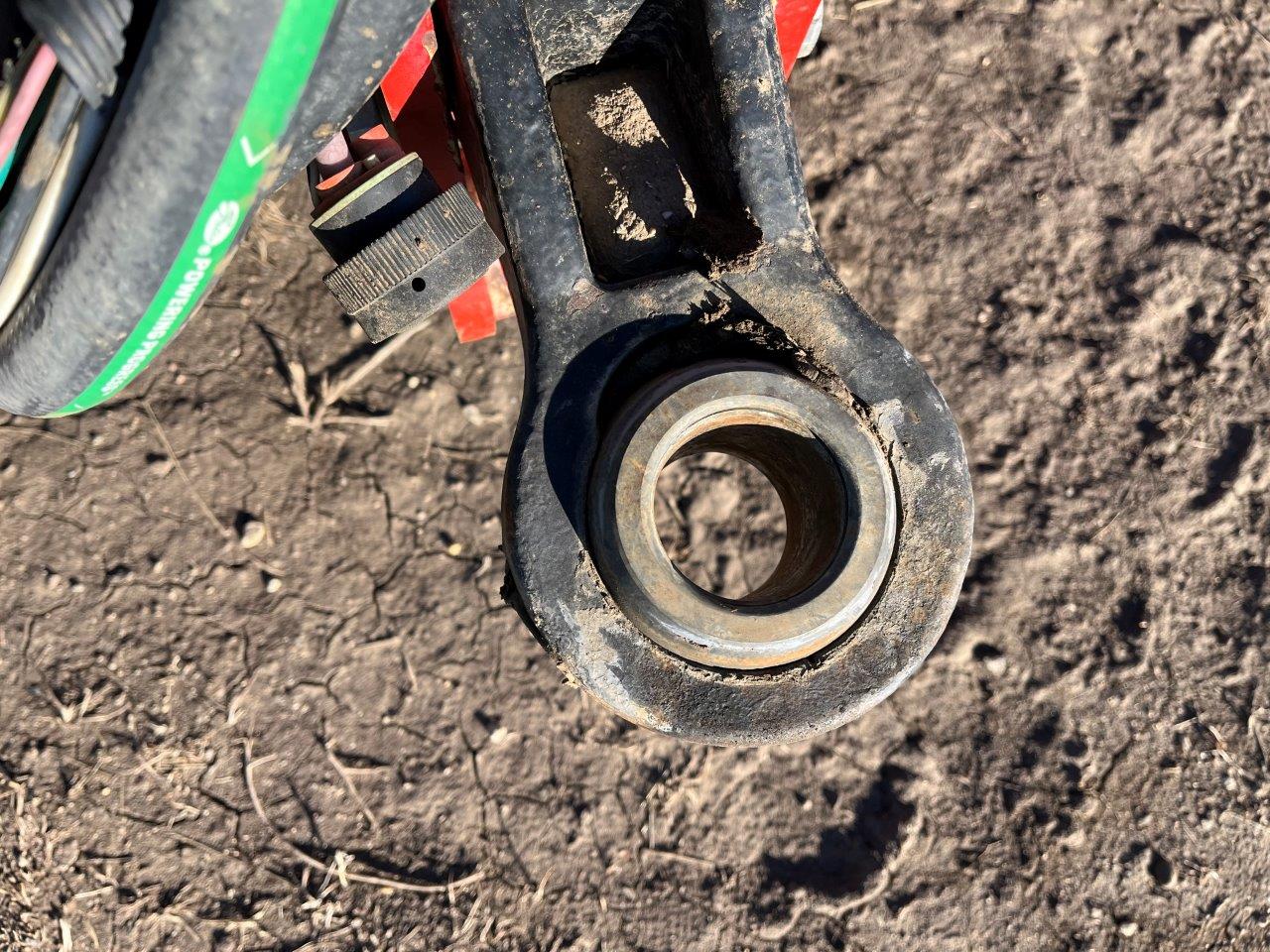 2015 Bourgault 3320XTC 68'12" w/ 7700 Air Drill